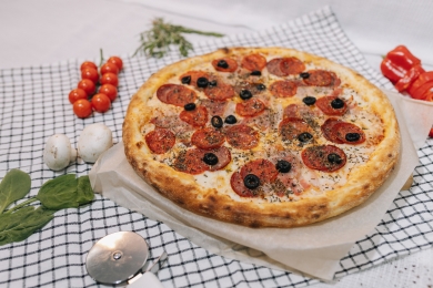 Пицца Баварская 33 см, Три Колобка