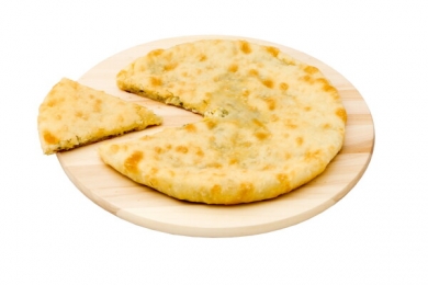 Осетинский пирог с зеленым луком и сыром, Три Колобка